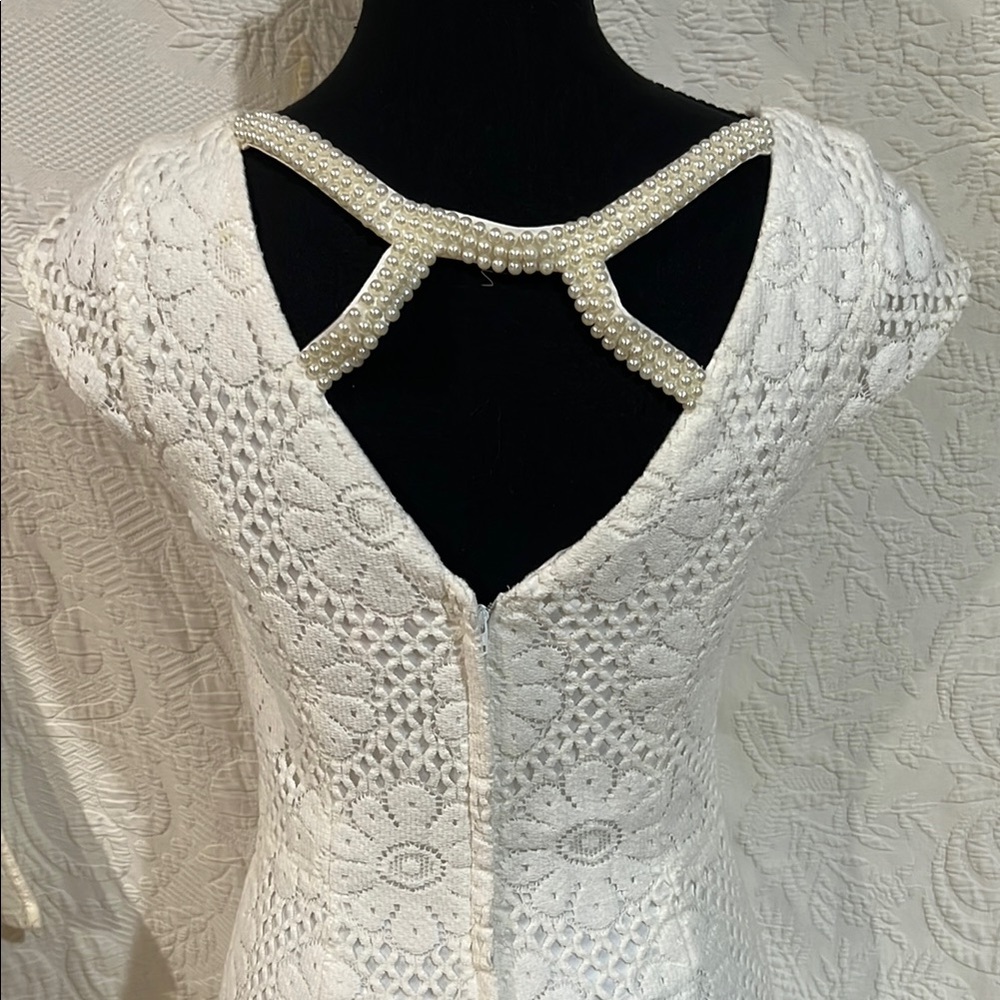 Lilly Pulitzer Mercer Lace White Lace‎ Dress, size 2 - Picture 7 of 14